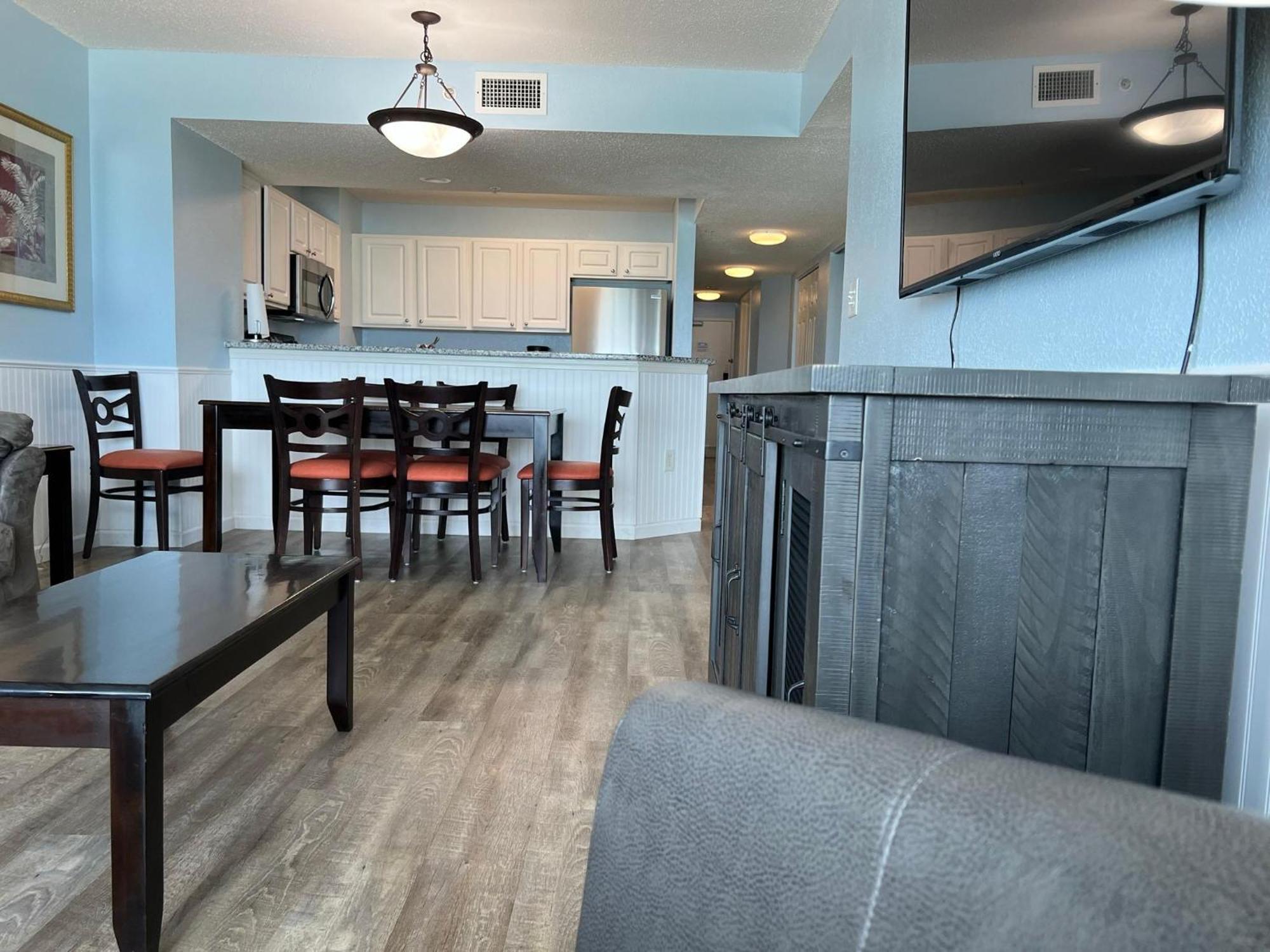 Вилла 2007 S Ocean Blvd, 0406 - Ocean Front Sleeps 10 Миртл-Бич Экстерьер фото